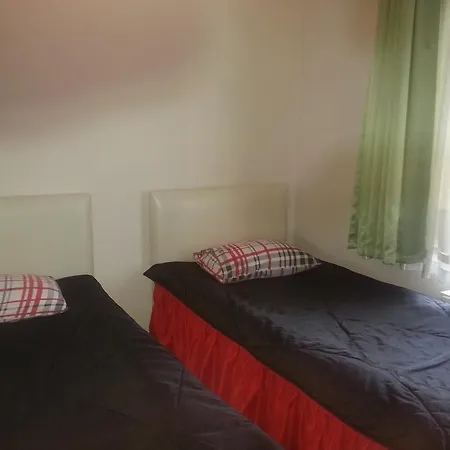 Snow Hill Aparthotel 3*