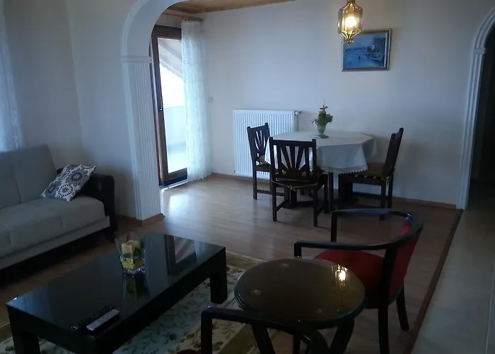 Snow Hill Apartahotel