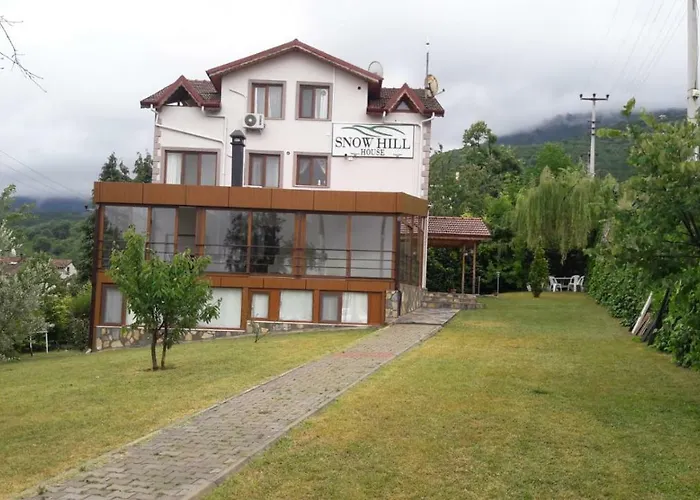 Apartahotel Snow Hill 3*